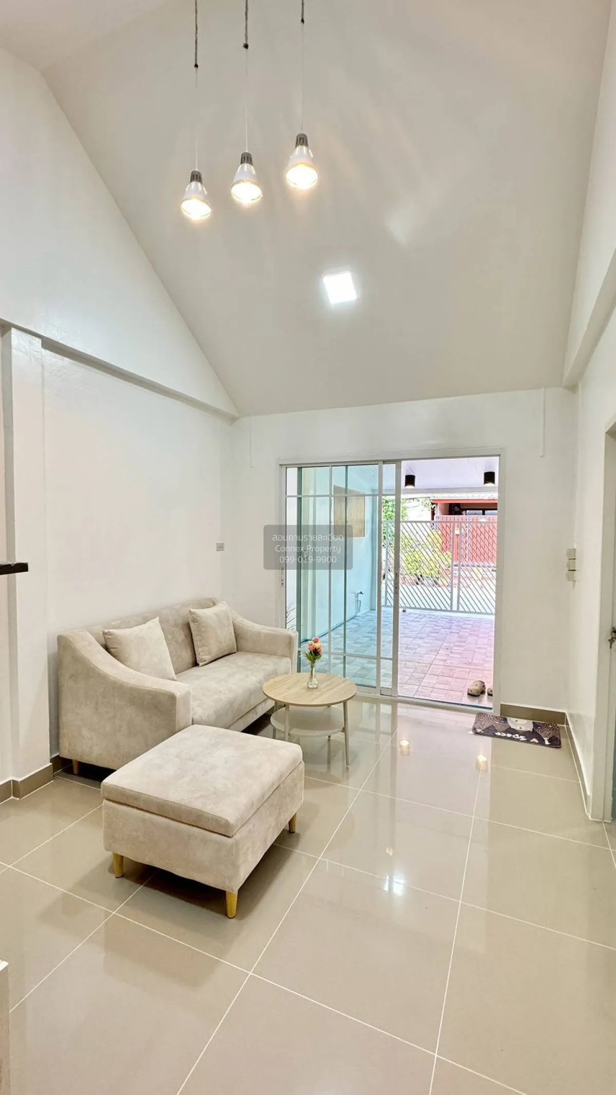 ขายทาวน์เฮ้าส์/ทาวน์โฮม  บ้านบัวทอง 4 บ้านกล้วย-ไทรน้อย รีโนเวทให 4