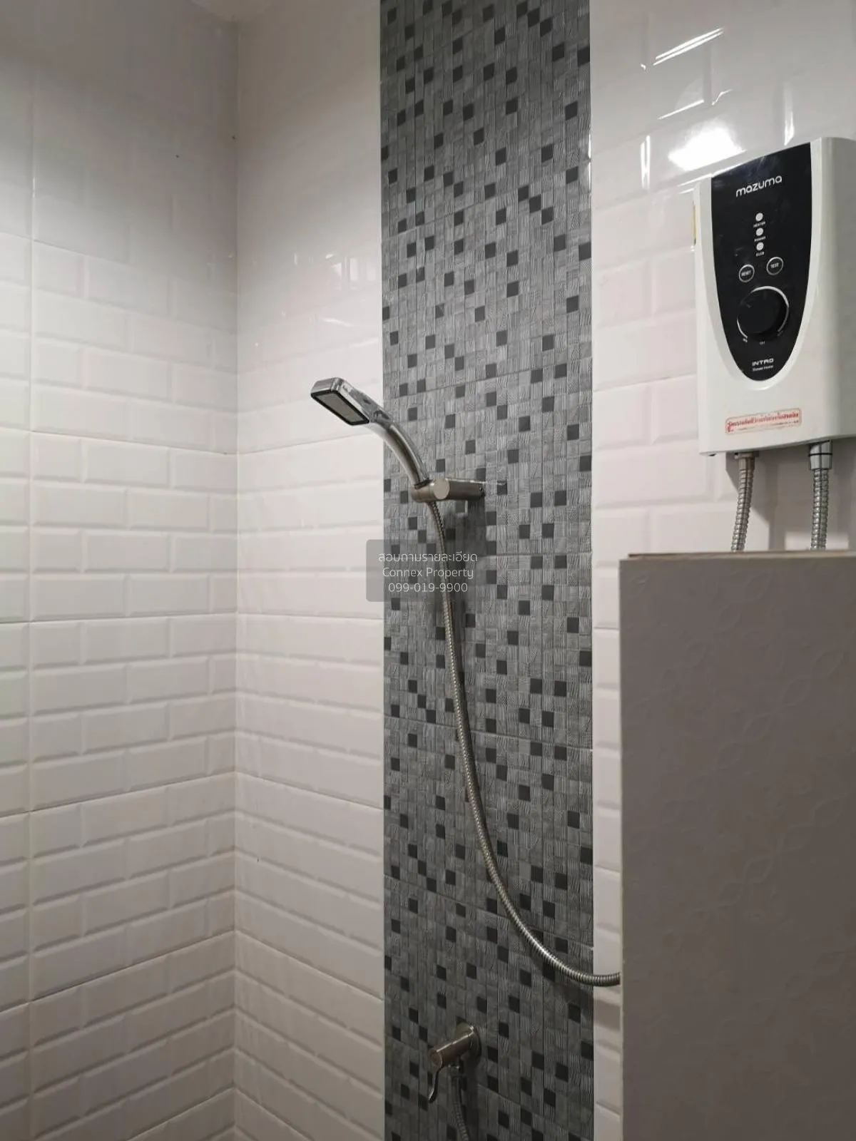 Apartment for Sale: 4.5-Story Building near BTS Udom Suk (Sukhumv