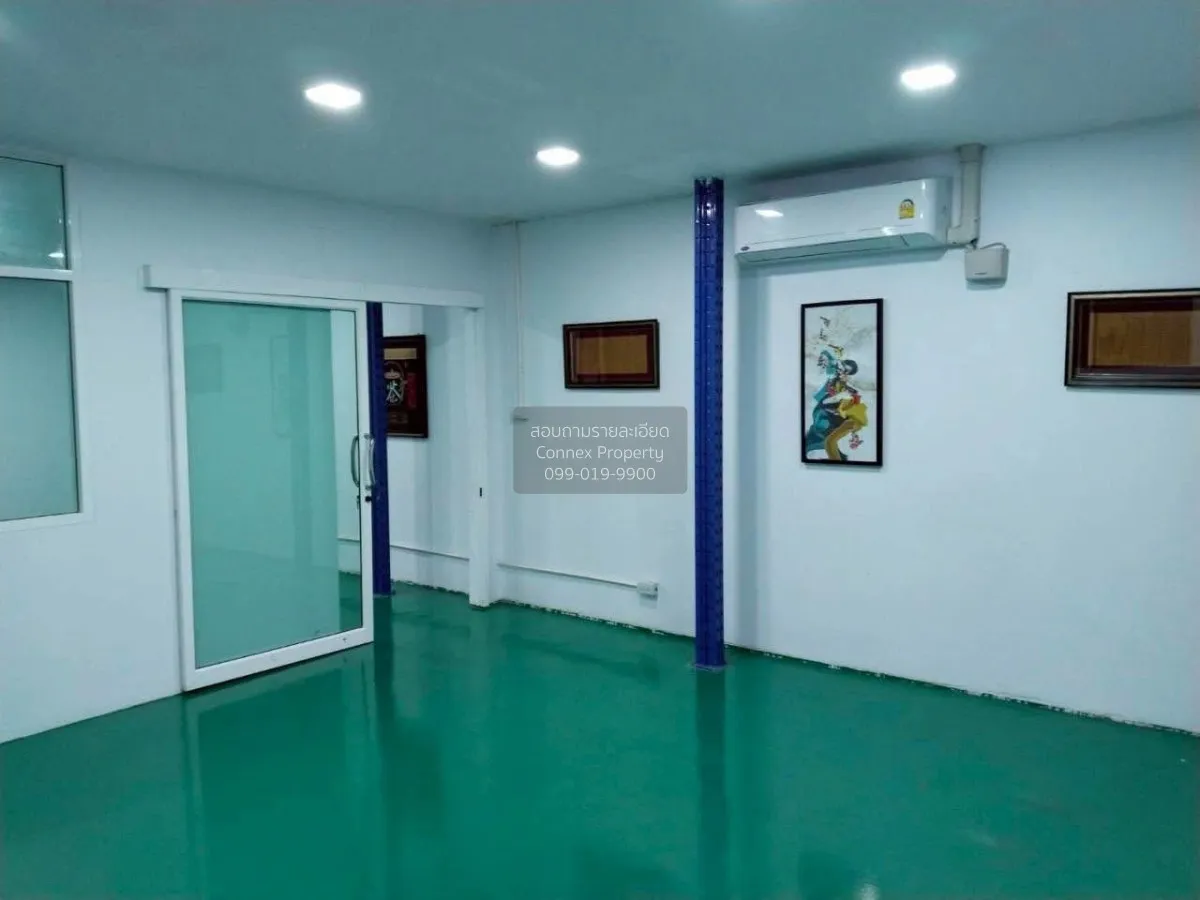 For Rent Warehouse Ladkrabang , wide frontage , Thap Yao , Lat Kr