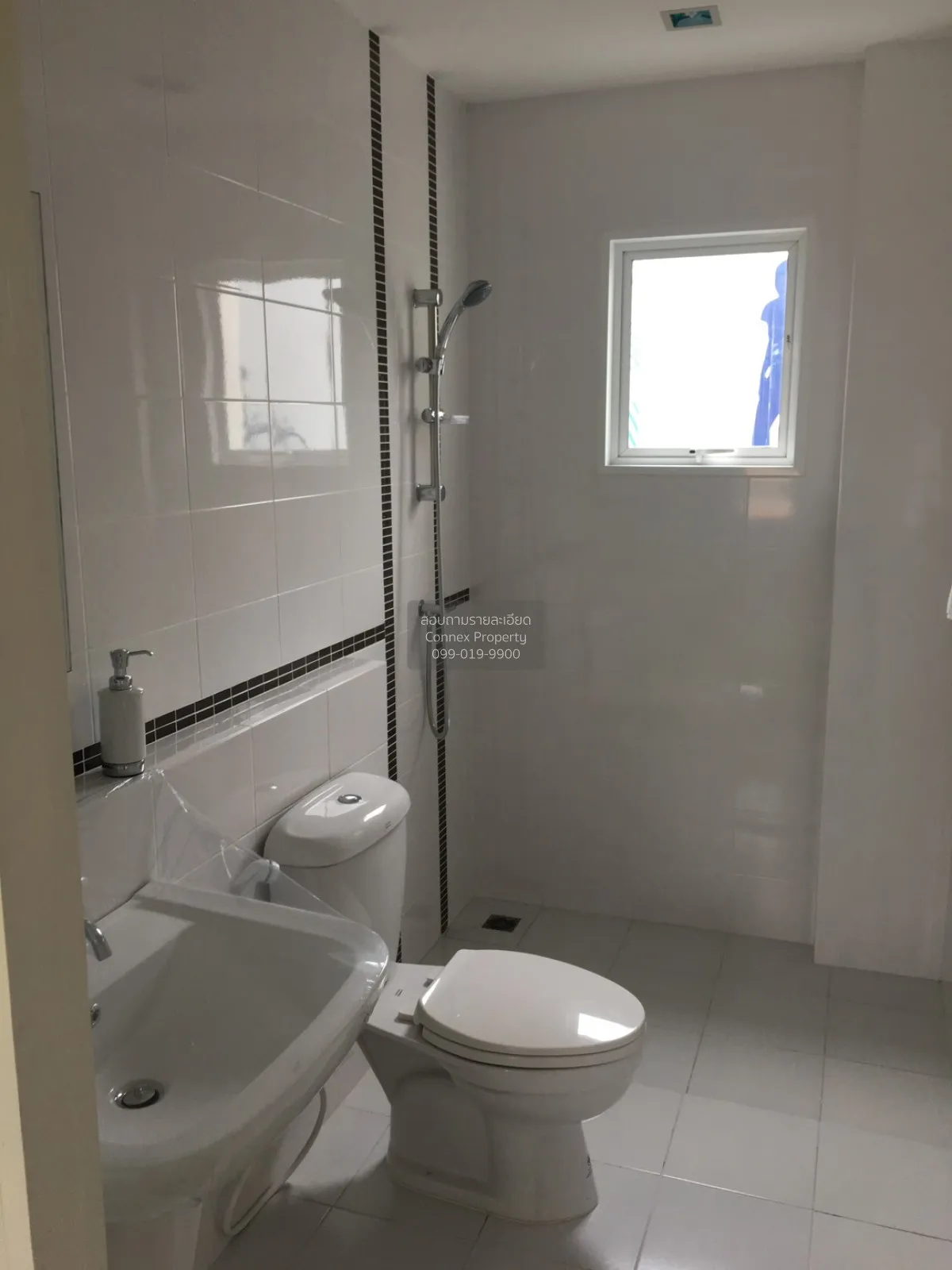 เช่าบ้าน  คาซ่า พรีเมี่ยม อ่อนนุช - วงแหวน ดอกไม้ เขต ประเวศ กรุง