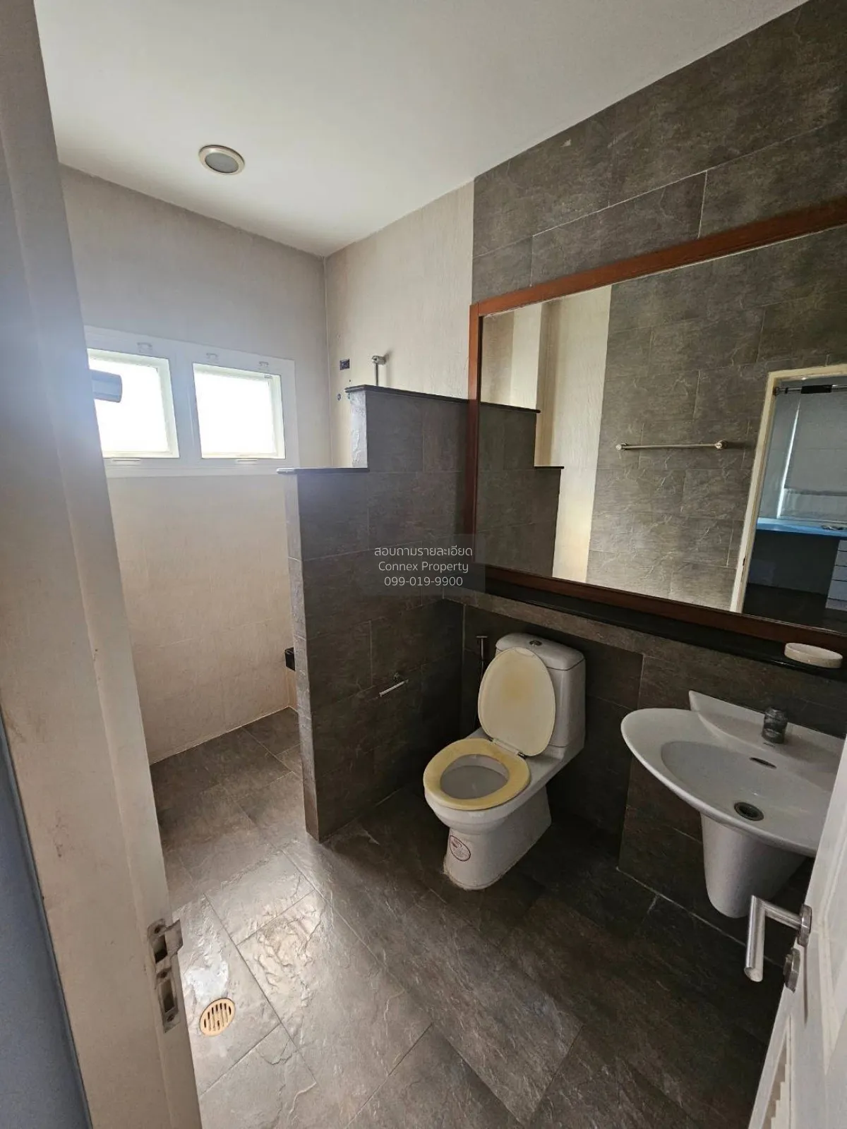 ขายบ้าน  ราชพฤกษ์ เฉลิมพระเกียรติ ร. 9 ห้องมุม ดอกไม้ เขต ประเวศ 