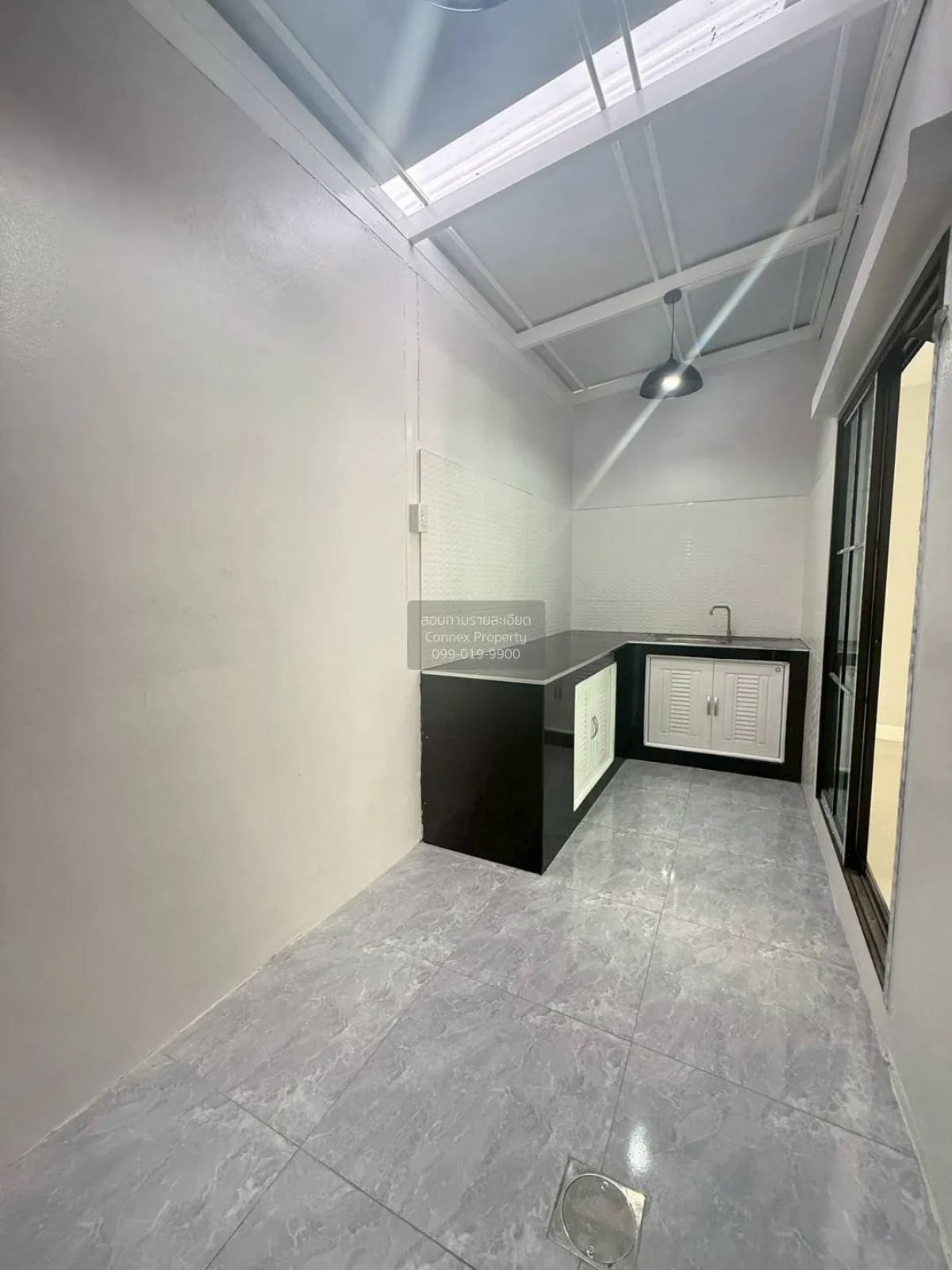 ขายทาวน์เฮ้าส์/ทาวน์โฮม  สวีทโฮม ปาร์ค บางบัวทอง รีโนเวทใหม่ บางบ