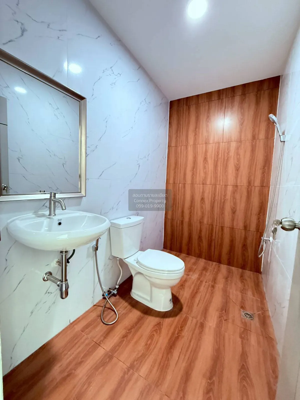 ขายทาวน์เฮ้าส์/ทาวน์โฮม  สวีทโฮม ปาร์ค บางบัวทอง รีโนเวทใหม่ บางบ