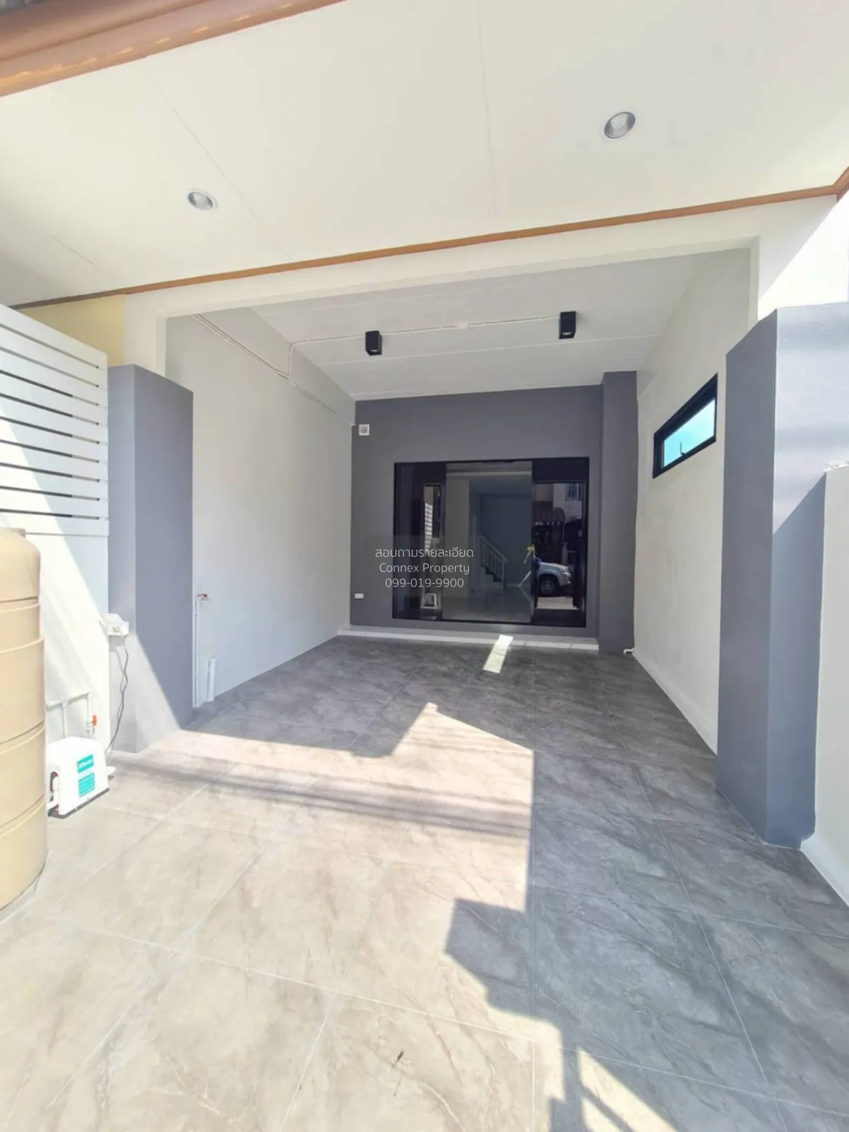 For Sale Townhouse/Townhome  , Thanajit Bangkruai , corner unit , 2