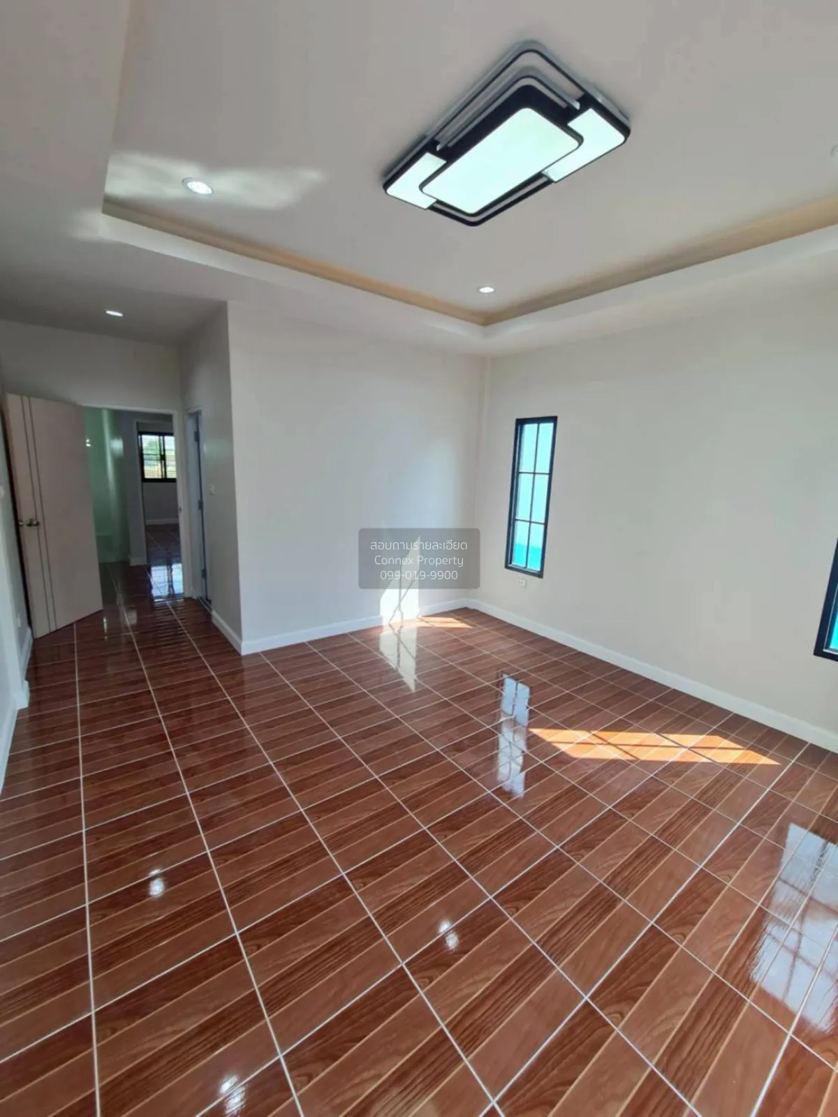 For Sale Townhouse/Townhome  , Thanajit Bangkruai , corner unit ,