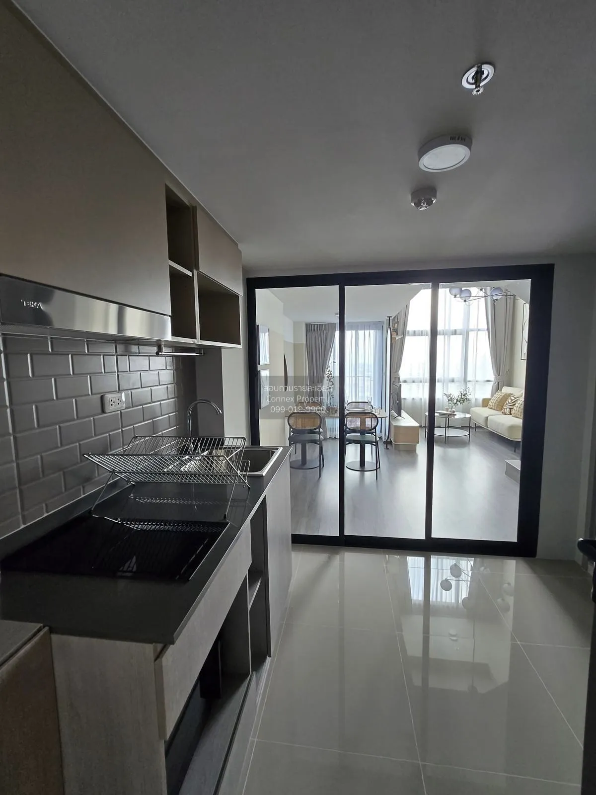 ขายคอนโด  ไอดีโอ รามคำแหง - ลำสาลี สเตชั่น MRT-ลำสาลี (สายสีเหลือ