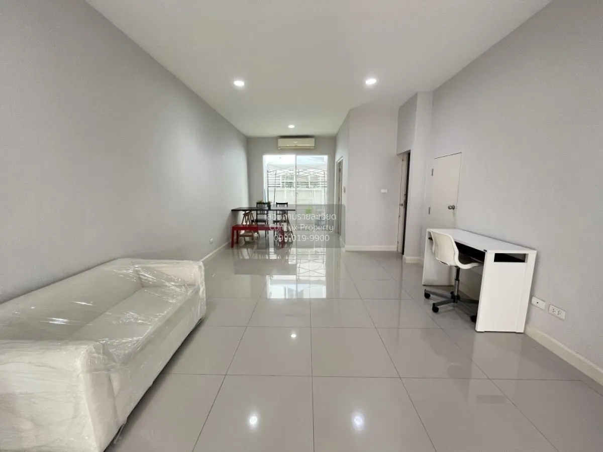 For Rent Townhouse/Townhome  , Baan Klang Muang Ladprao 87 , MRT-