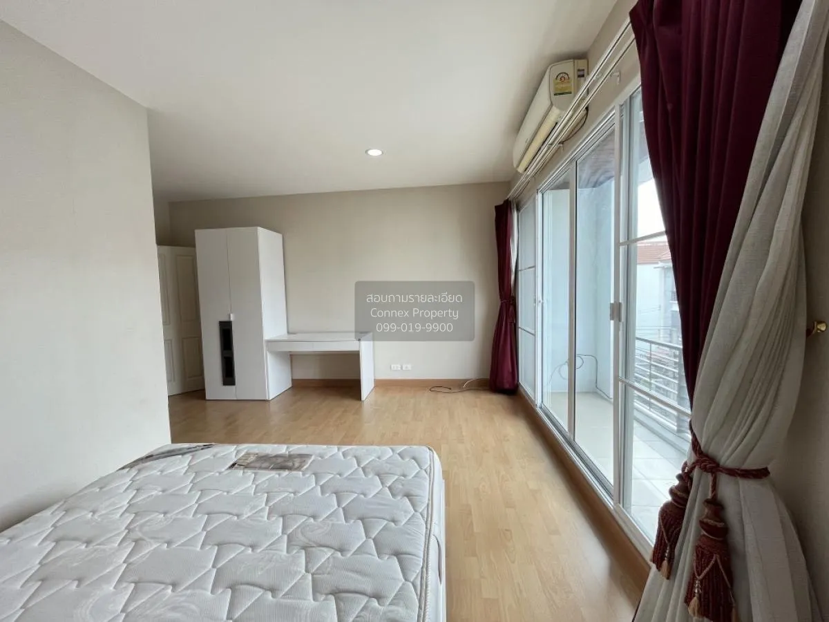 For Rent Townhouse/Townhome  , Baan Klang Muang Ladprao 87 , MRT-