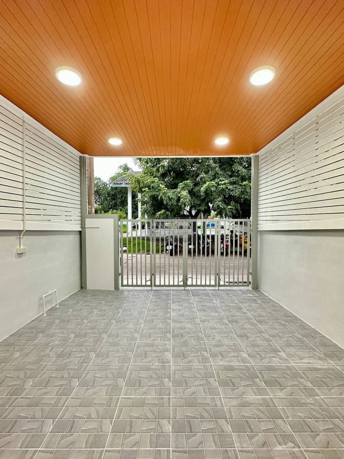 For Sale Townhouse/Townhome  , Baan Phuttachad Bang Rak Yai , Ban 1