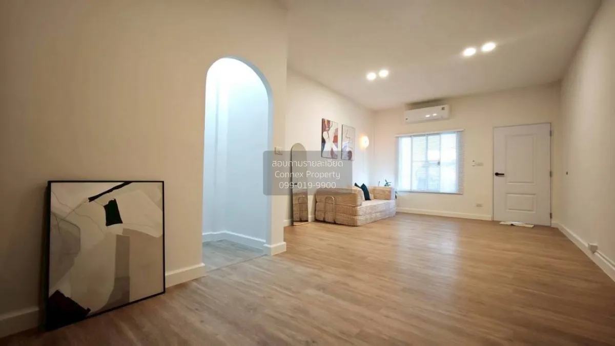 For Rent Townhome, Chokchai 4, Soi 38 , newly renovated , Lat Phr