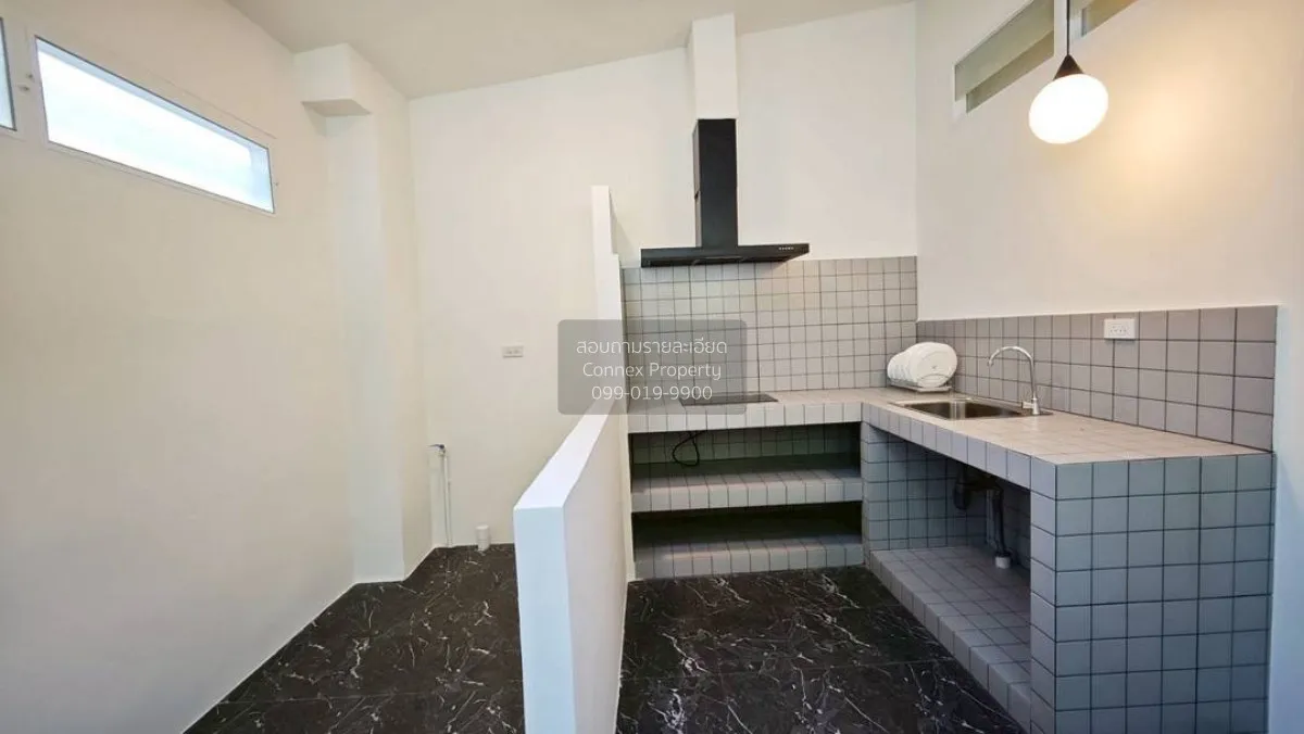 For Rent Townhome, Chokchai 4, Soi 38 , newly renovated , Lat Phr