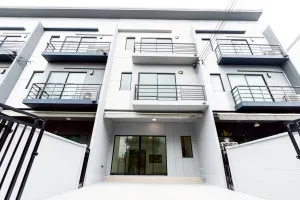 For Sale Townhouse/Townhome  , Baan Klang Muang Rama 9 - On Nut , Prawet , Prawet , Bangkok , CX-142325