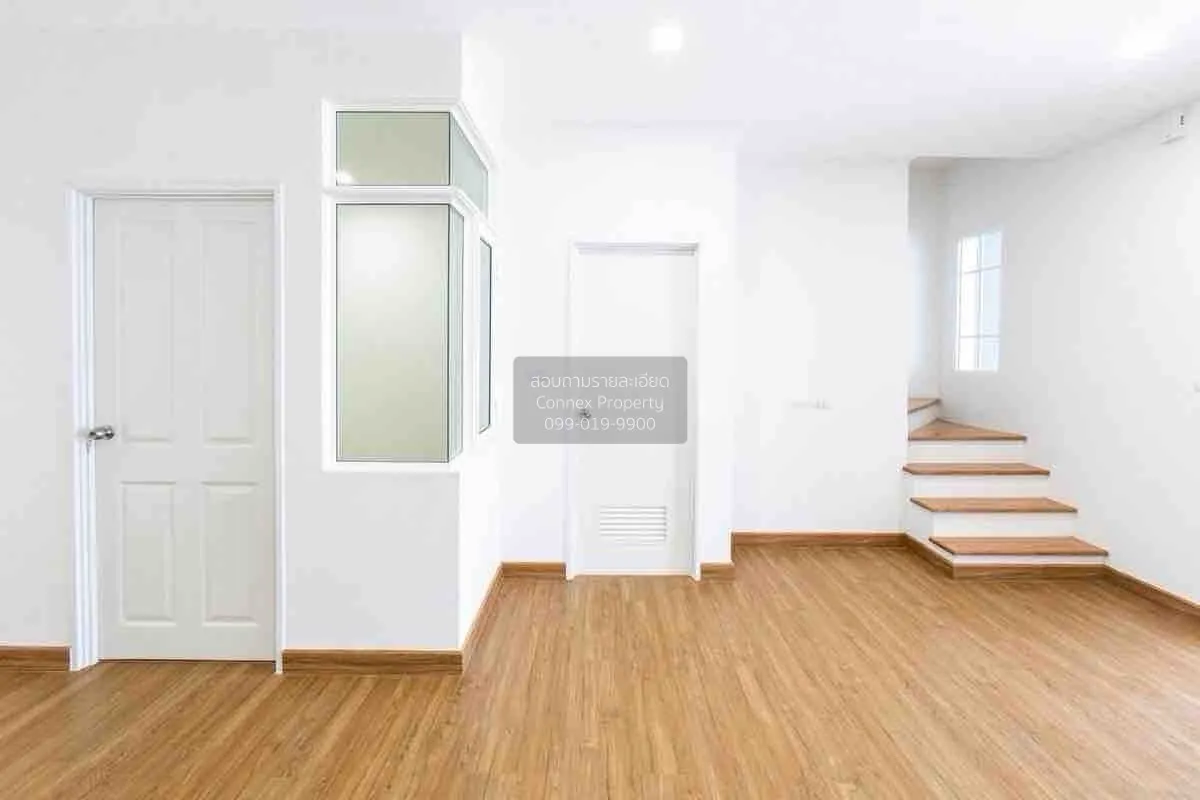 ขายทาวน์เฮ้าส์/ทาวน์โฮม  โกลเด้น ทาวน์ 3 บางนา-สวนหลวง ดอกไม้ เขต 4