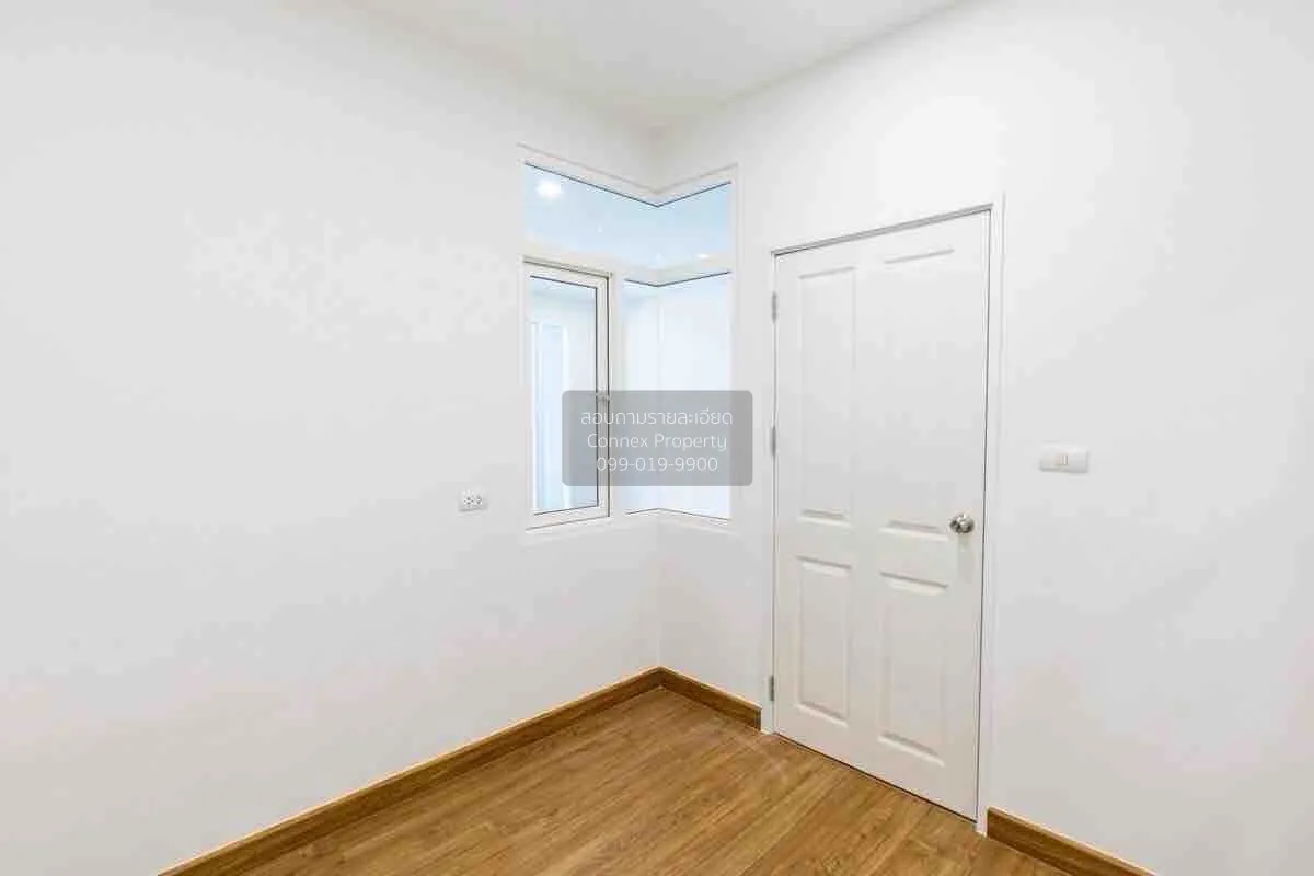 ขายทาวน์เฮ้าส์/ทาวน์โฮม  โกลเด้น ทาวน์ 3 บางนา-สวนหลวง ดอกไม้ เขต