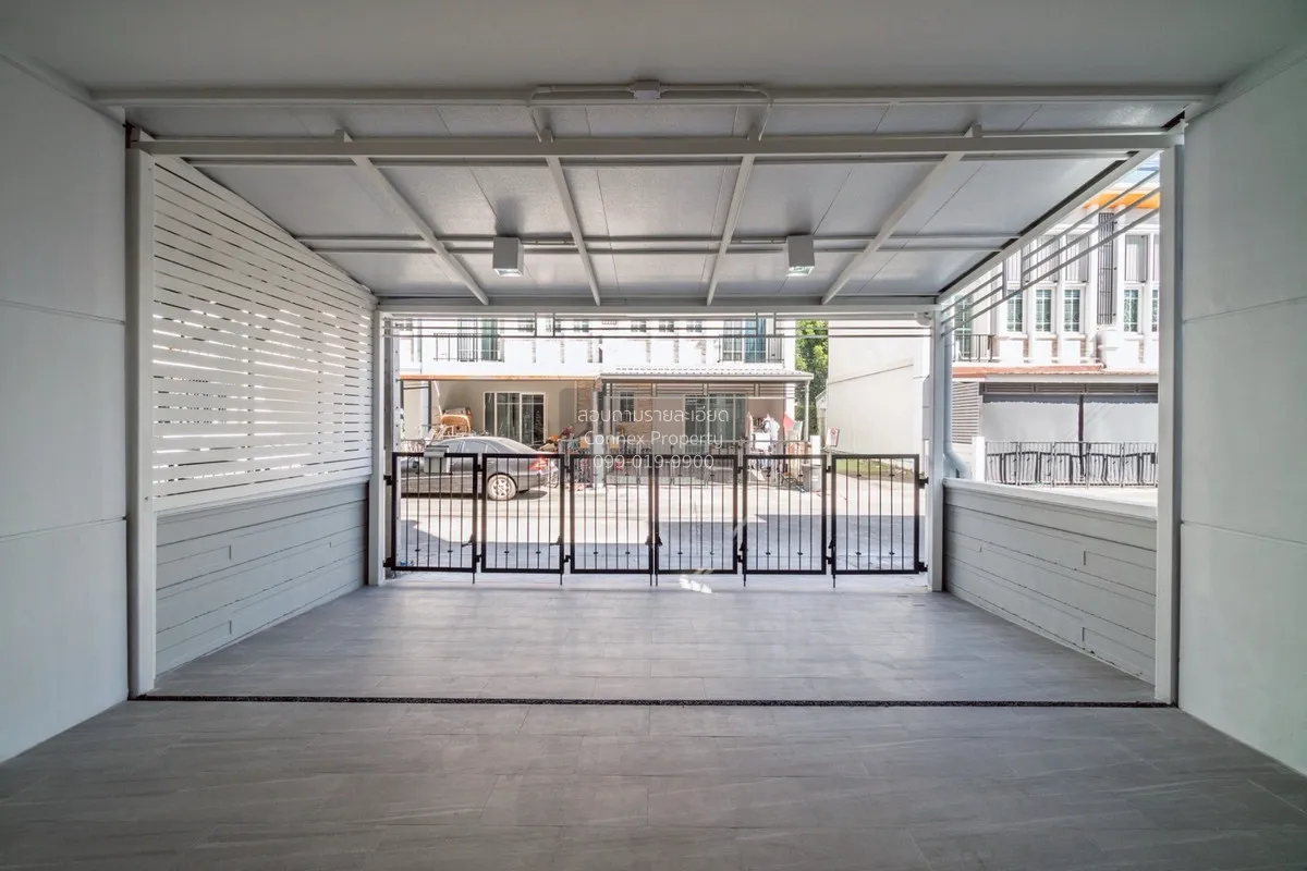For Sale Townhouse/Townhome  , Golden Town Bangna-Suanluang , Dok 4