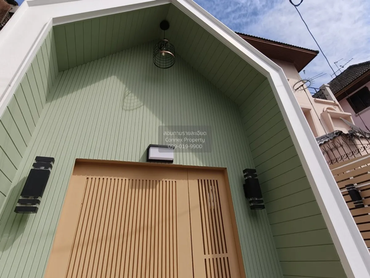 Townhouse, Soi Nuan Chan 36 Intersection 4 CX-142447 2