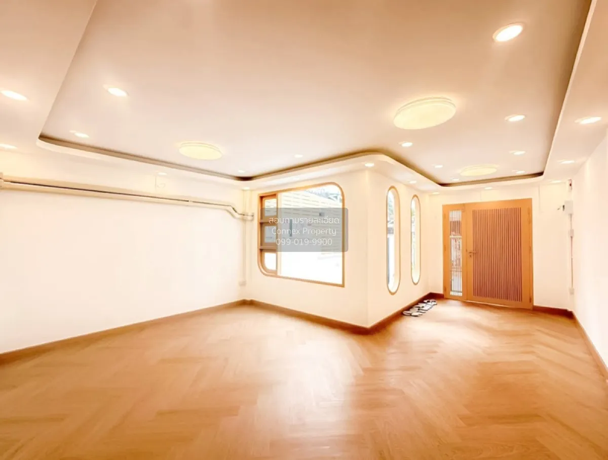 Townhouse, Soi Nuan Chan 36 Intersection 4 CX-142447