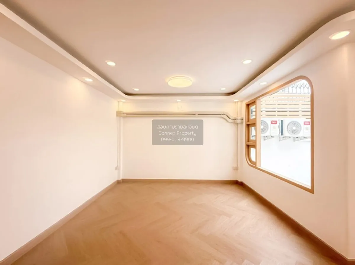 Townhouse, Soi Nuan Chan 36 Intersection 4 CX-142447