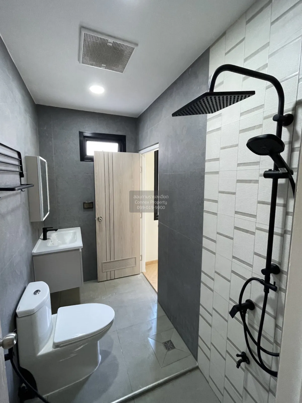 ขายบ้านทาวน์โฮม , ลาดพร้าว 93 รีโนเวทใหม่ คลองเจ้าคุณสิงห์ เขต วั