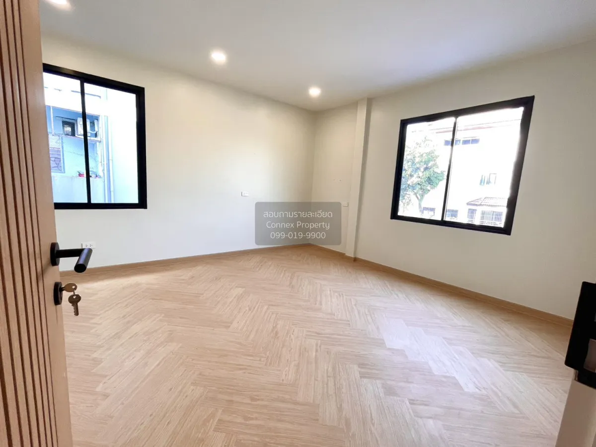 ขายบ้านทาวน์โฮม , ลาดพร้าว 93 รีโนเวทใหม่ คลองเจ้าคุณสิงห์ เขต วั