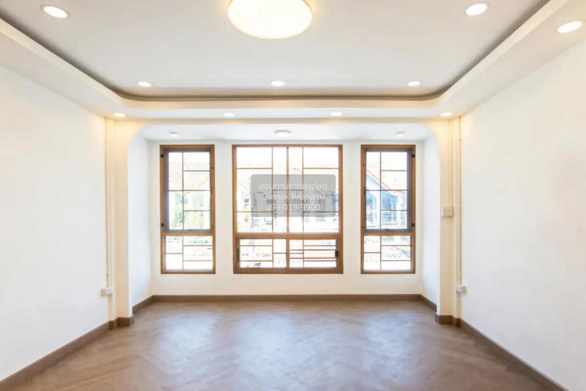 For Sale Townhouse, Nawamin 135, Intersection 4-1 , newly renovat