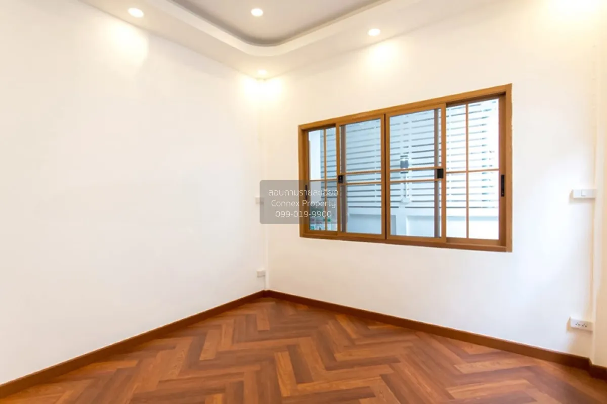 บ้านแฝด บ้านรีโนเวท นวมินทร์ 109 แยก 3 ชั้นเดียว เลียบด่วนรามอินท