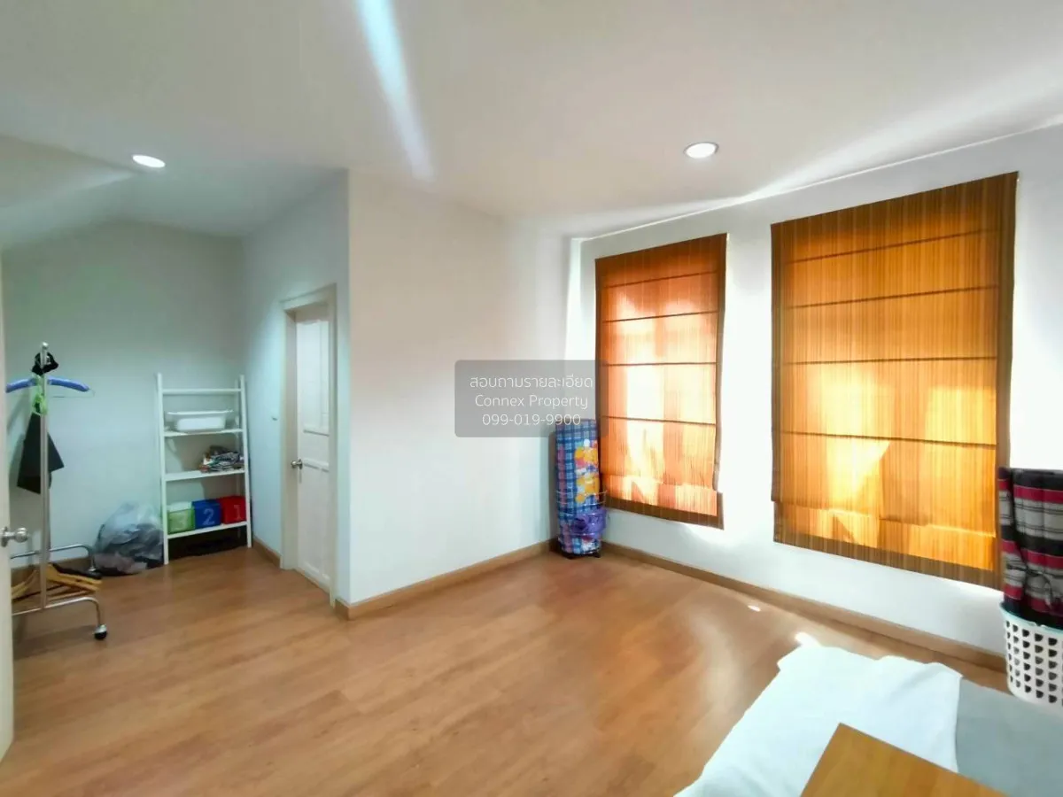 ขายทาวน์เฮ้าส์/ทาวน์โฮม  บ้านกลางเมือง มอนติ - คาร์โล ลาดยาว เขต 