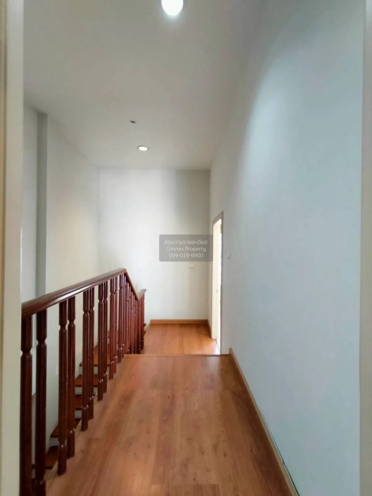 ขายทาวน์เฮ้าส์/ทาวน์โฮม  บ้านกลางเมือง มอนติ - คาร์โล ลาดยาว เขต 