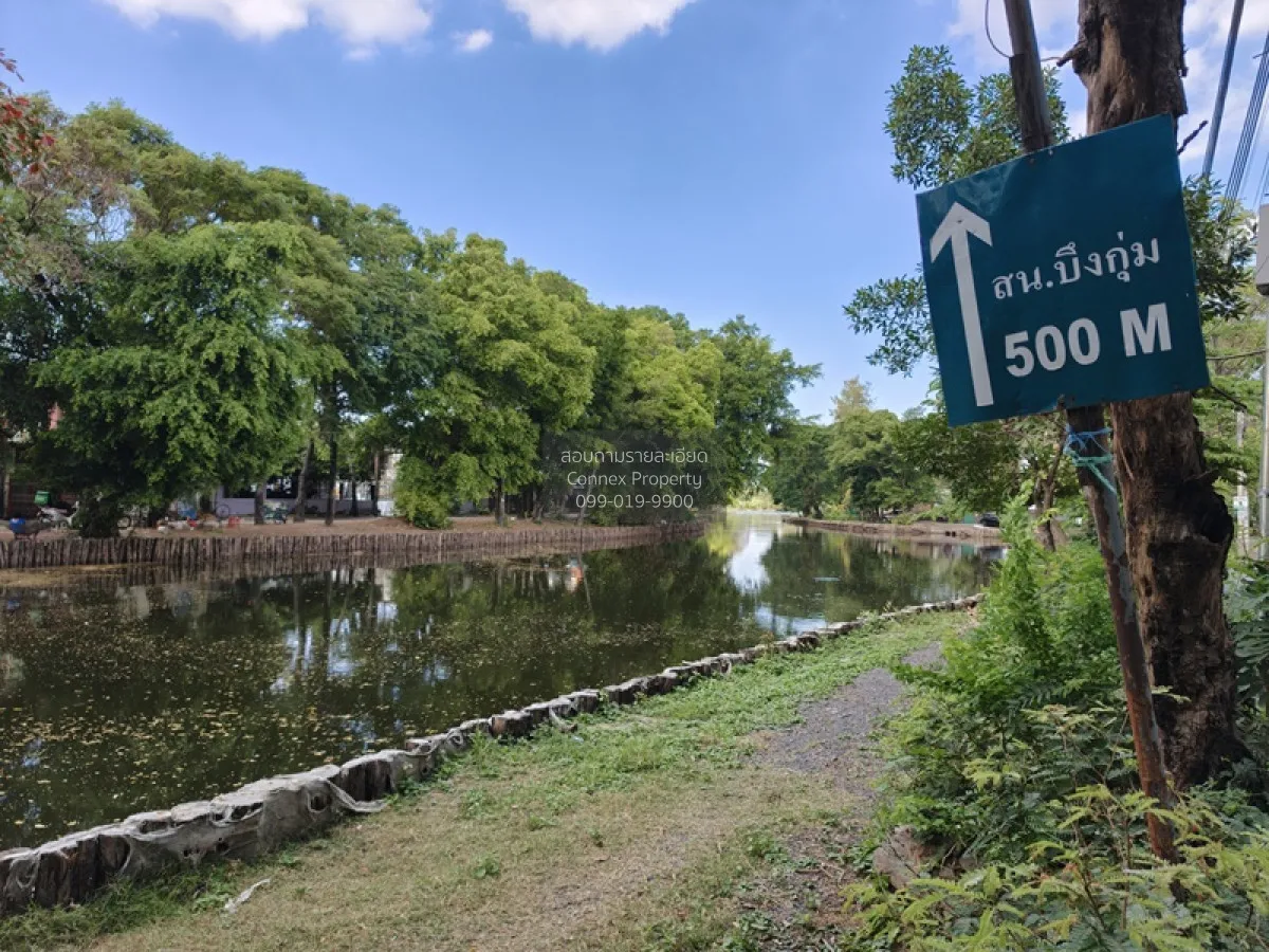 ทาวน์โฮม ซอยเสรีไทย 17 รีโนเวทใหม่ 3 ชั้น เนื้อที่ 27 ตร.วา 4 นอน