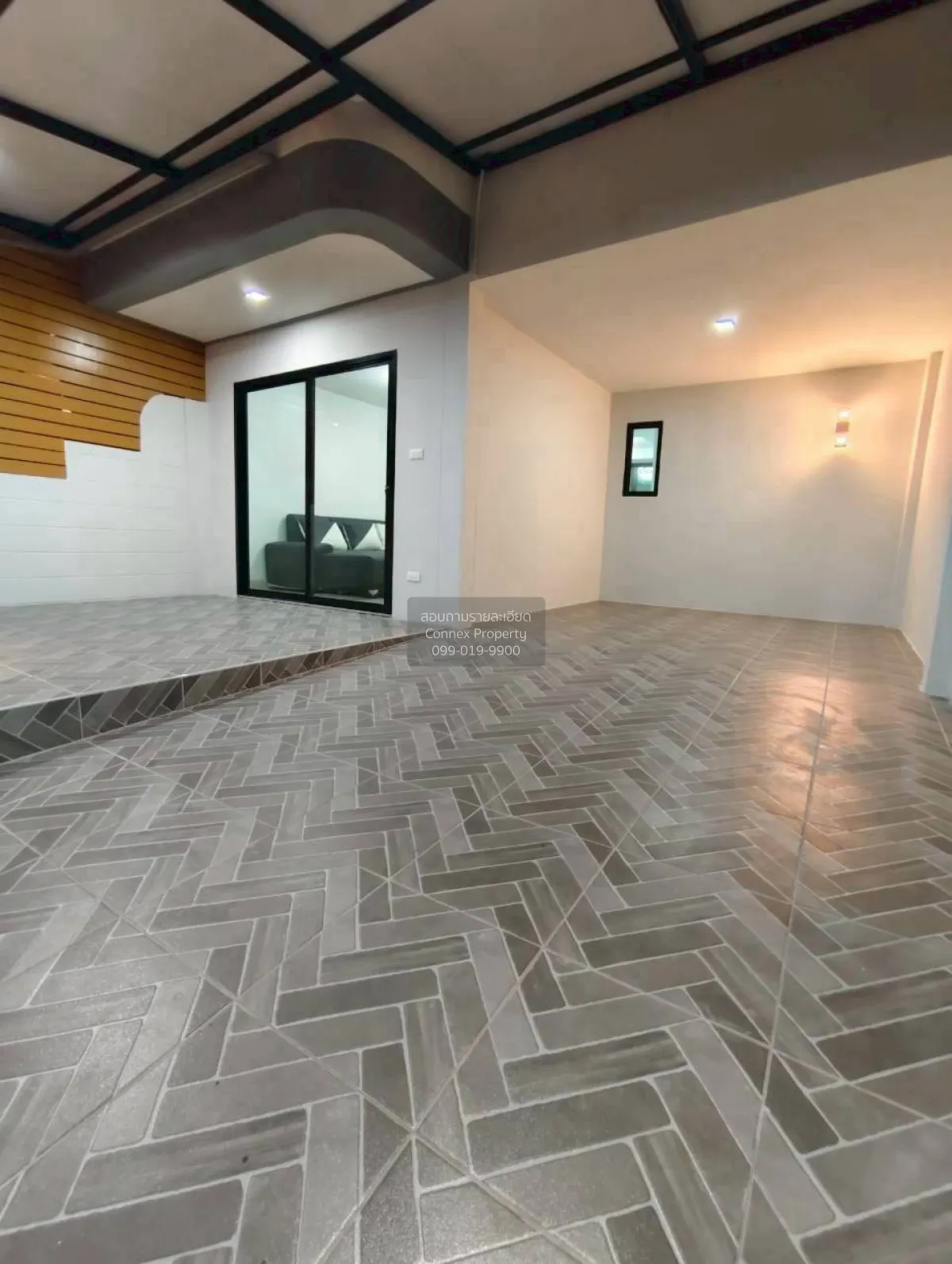 For Sale Townhouse/Townhome  , Baan Chantarin , wide frontage , n 3