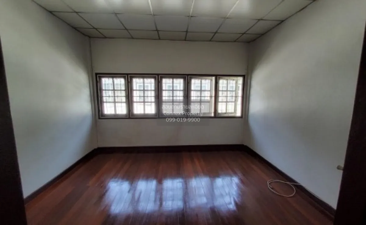 ขายทาวน์เฮ้าส์/ทาวน์โฮม  หมู่บ้าน ฉัตรแก้ว บางกะปิ MRT-บางกะปิ (ส