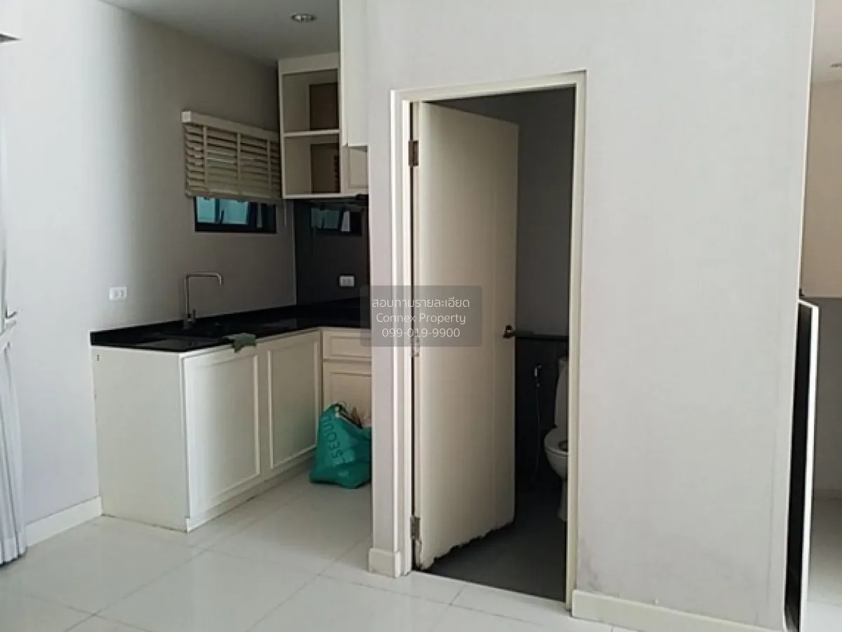 For Sale Townhouse/Townhome  , Baan Klang Muang Bangna - Wongwaen