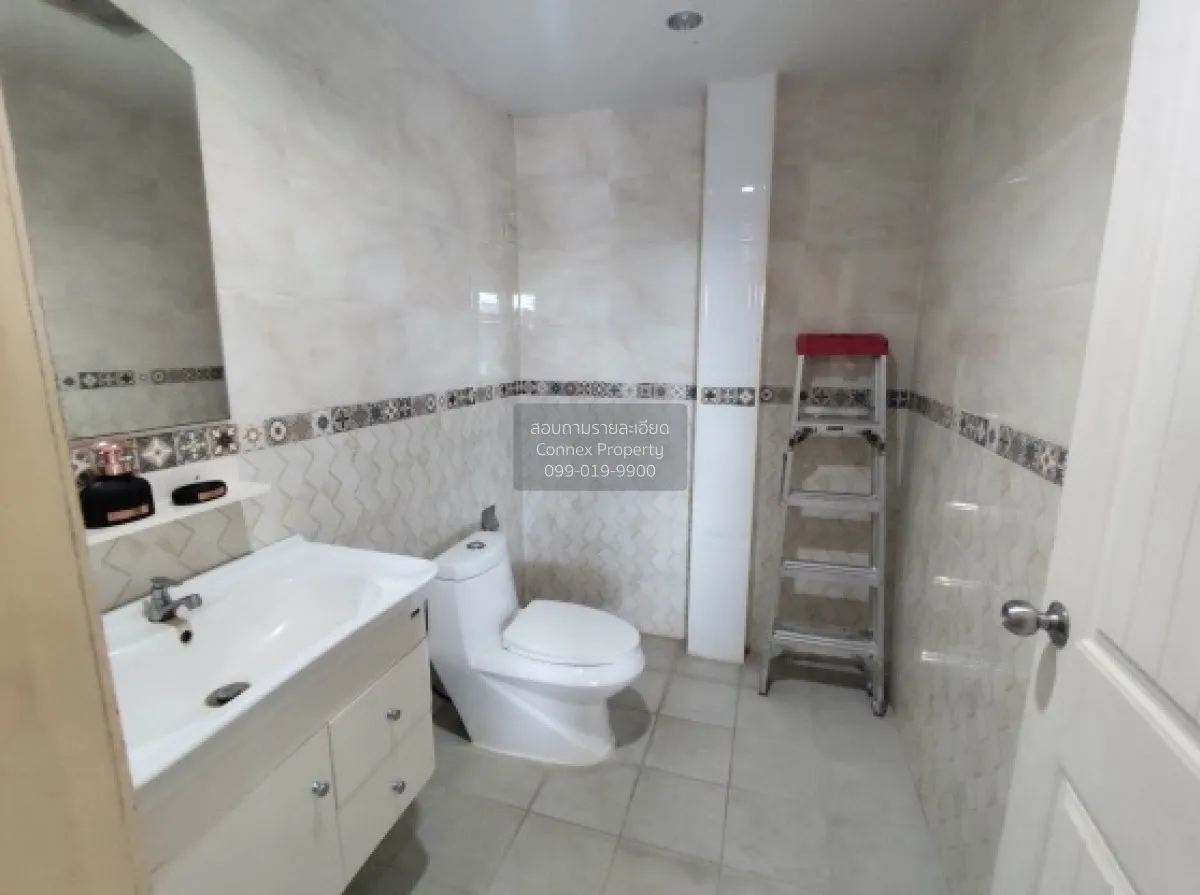 For Sale House , Pattaya Village , Nong Pla Lai , Bang Lamung , C