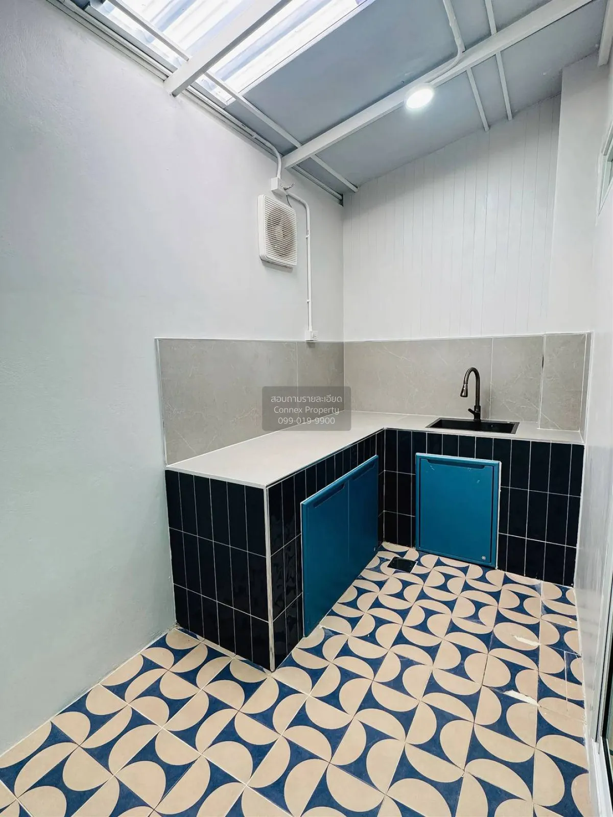 For Sale Townhouse/Townhome  , Piyawararom 2 , wide frontage , ne