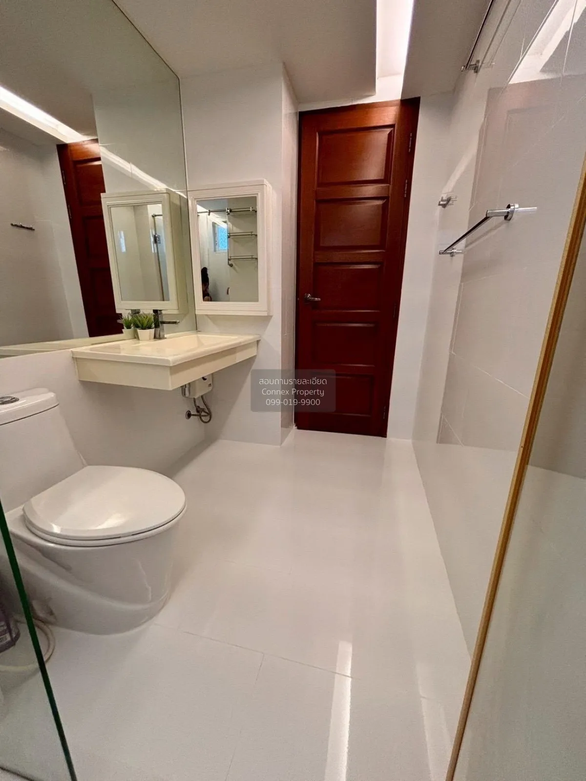 เช่าคอนโด  เอมเมอรัลด์ เรสซิเดนท์ รัชดา MRT-ห้วยขวาง ดินแดง เขต ด