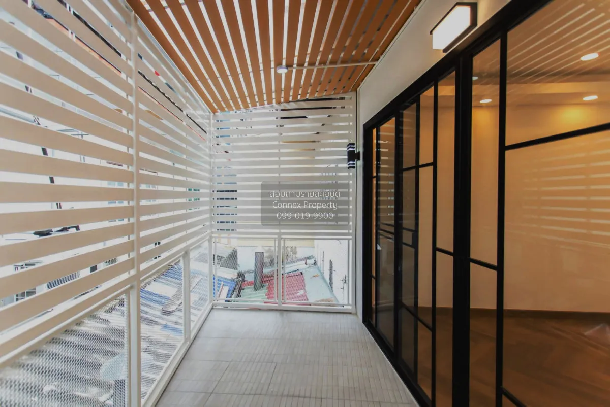 ขายทาวน์เฮ้าส์/ทาวน์โฮม  ประชากรไทย ลาดพร้าว 93 รีโนเวทใหม่ วังทอ