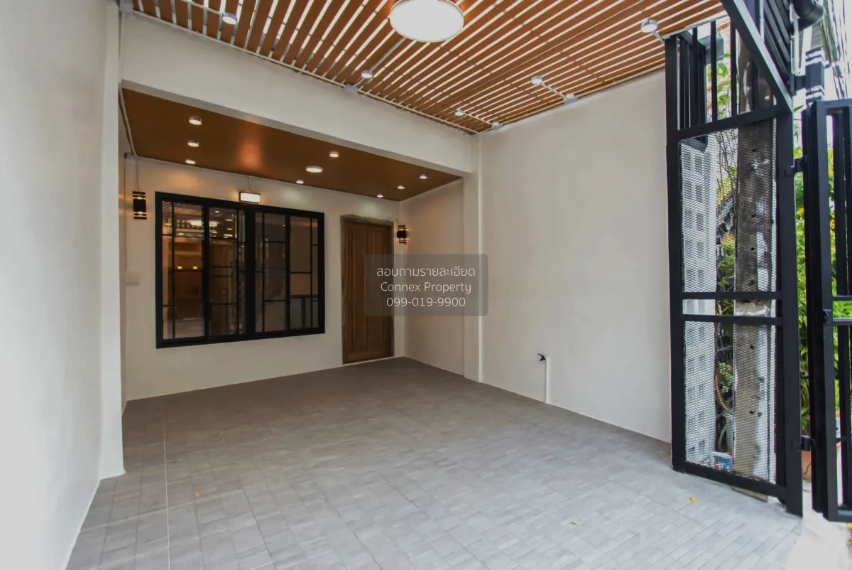 ขายทาวน์เฮ้าส์/ทาวน์โฮม  ประชากรไทย ลาดพร้าว 93 รีโนเวทใหม่ วังทอ