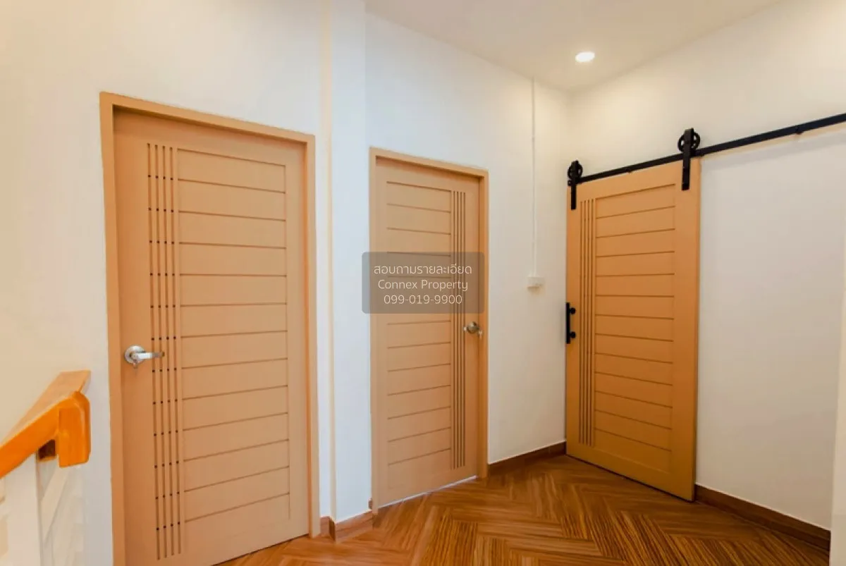 ขายทาวน์เฮ้าส์/ทาวน์โฮม  ประชากรไทย ลาดพร้าว 93 หน้ากว้าง รีโนเวท