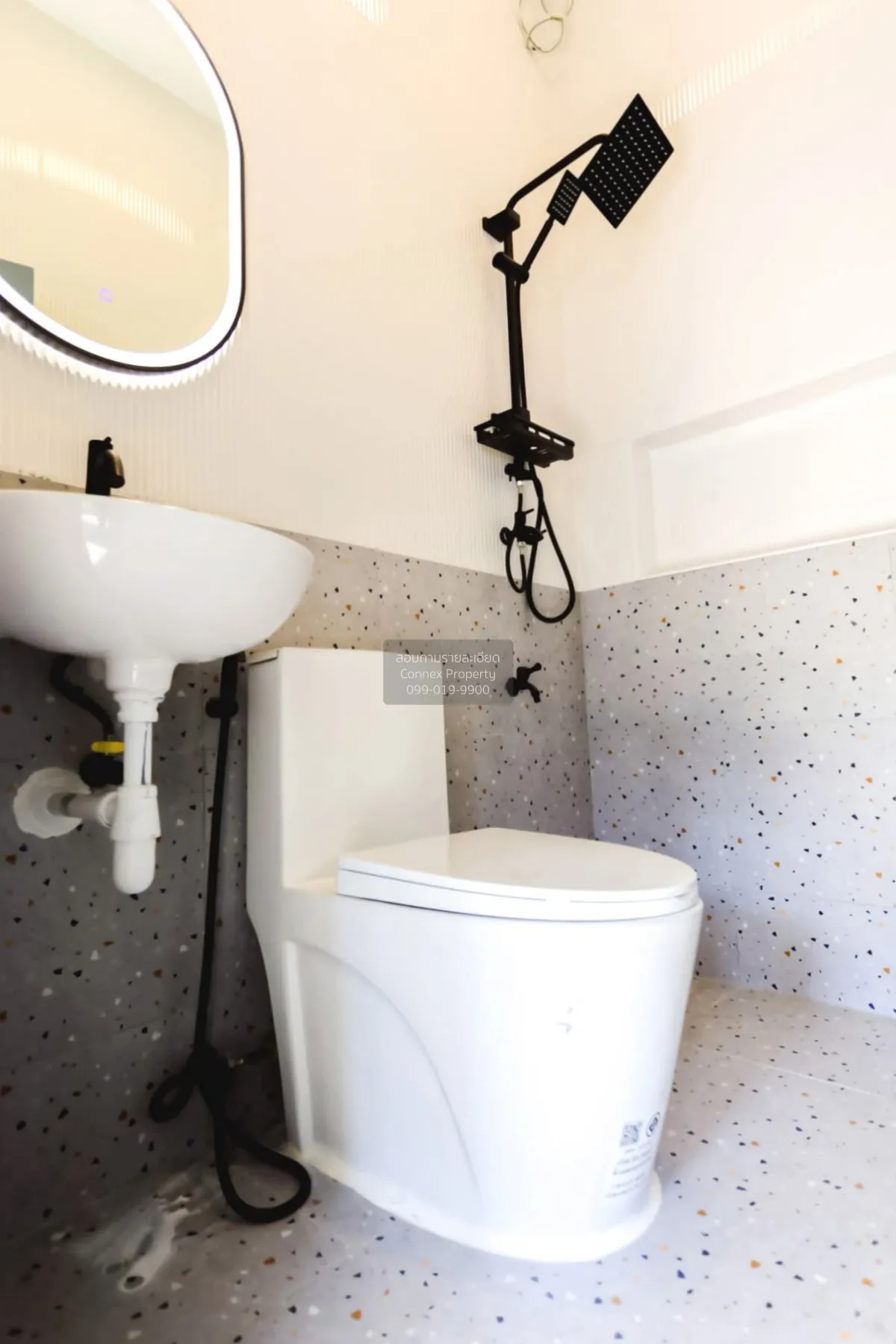 ขายทาวน์โฮม ลาดพร้าว 94  รีโนเวทใหม่ พลับพลา เขต วังทองหลาง กรุงเ