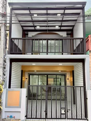 ขายทาวน์เฮ้าส์/ทาวน์โฮม  เปี่ยมสุข (ปากเกร็ดซอยวัดกู้) รีโนเวทใหม่ บางพูด ปากเกร็ด นนทบุรี CX-142748