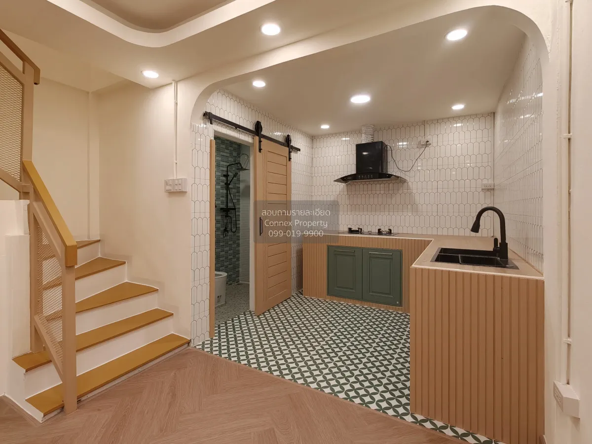 For Sale Townhouse, Ladprao 63 , newly renovated , Wang Thong Lan