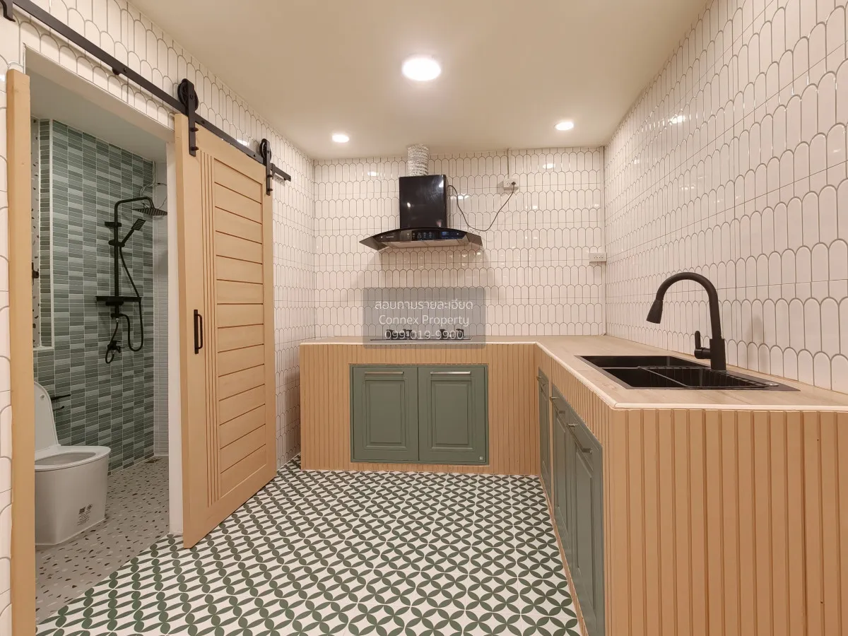 For Sale Townhouse, Ladprao 63 , newly renovated , Wang Thong Lan