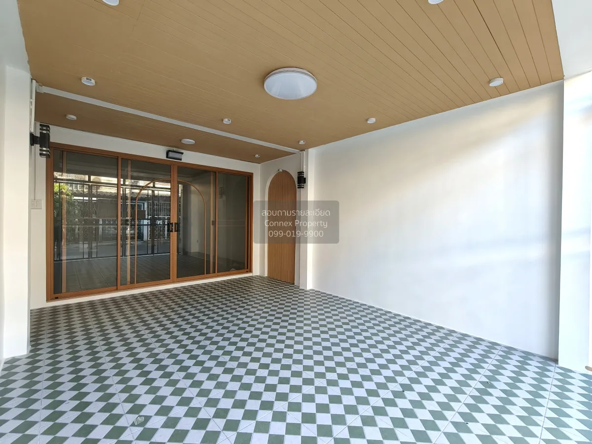 For Sale Townhouse, Ladprao 63 , newly renovated , Wang Thong Lan
