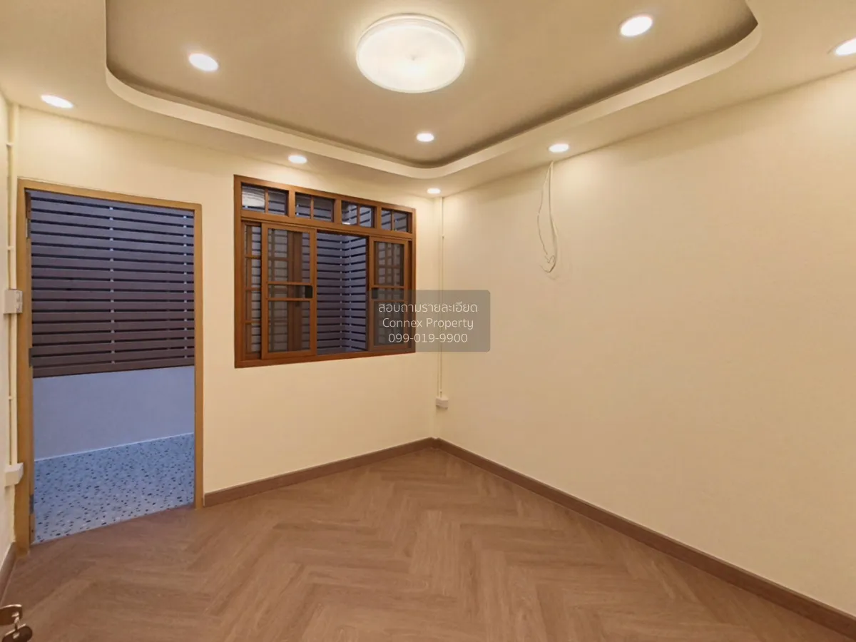 For Sale Townhouse, Ladprao 63 , newly renovated , Wang Thong Lan