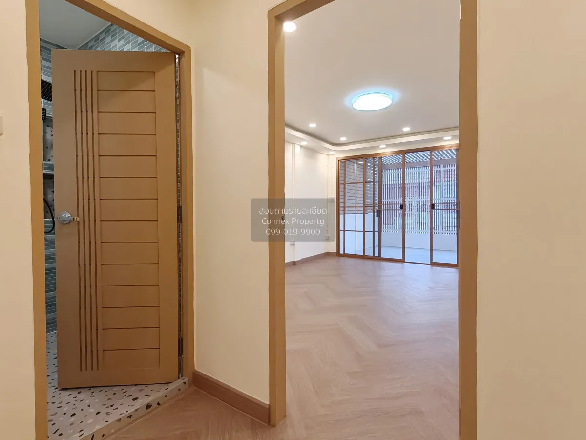 For Sale Townhouse, Ladprao 63 , newly renovated , Wang Thong Lan