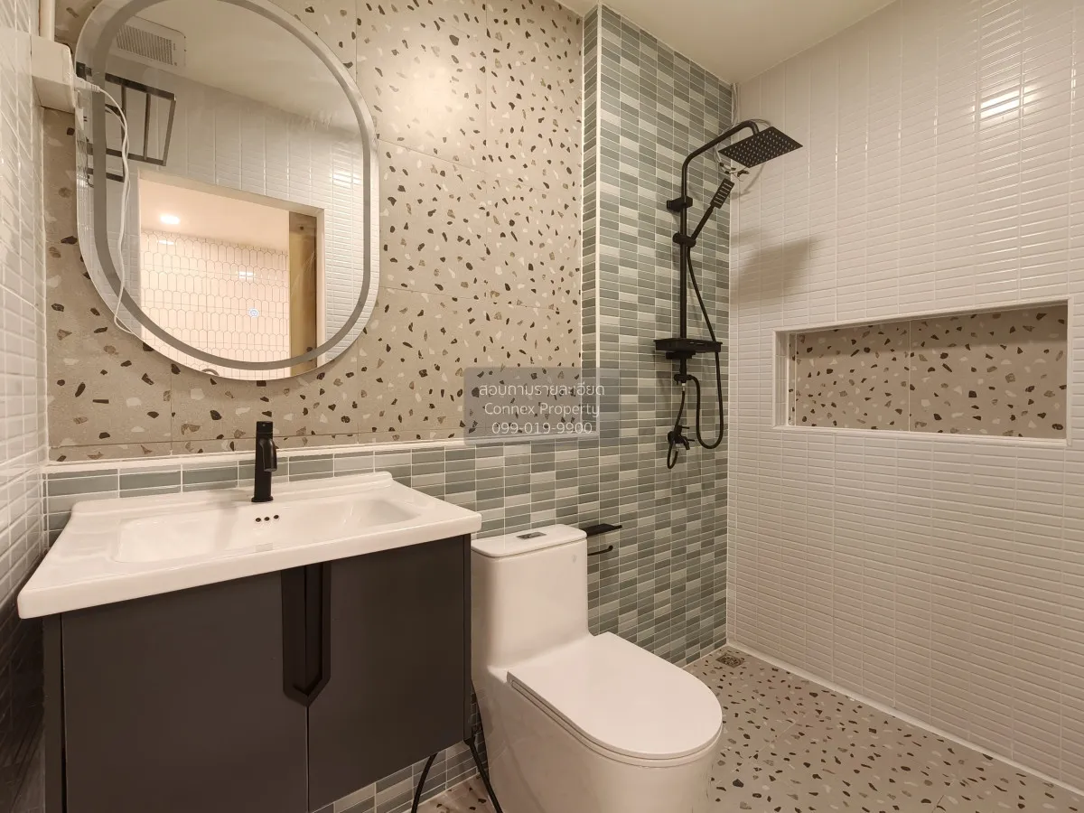 For Sale Townhouse, Ladprao 63 , newly renovated , Wang Thong Lan