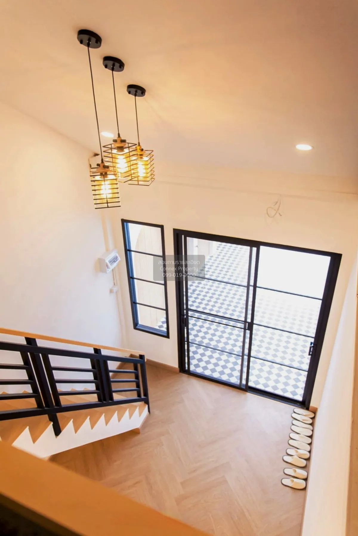 For Sale Townhouse/Townhome  , Tho Rung Soi Nawamin 111 , wide fr