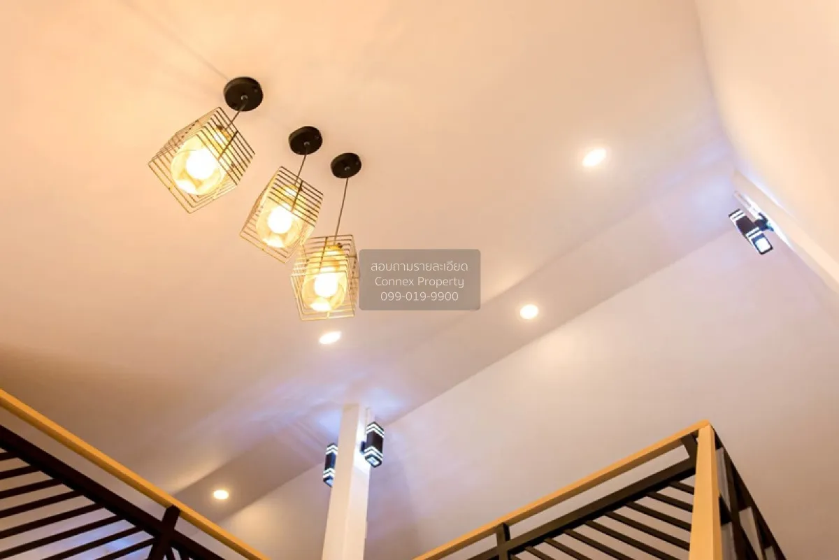 For Sale Townhouse/Townhome  , Tho Rung Soi Nawamin 111 , wide fr