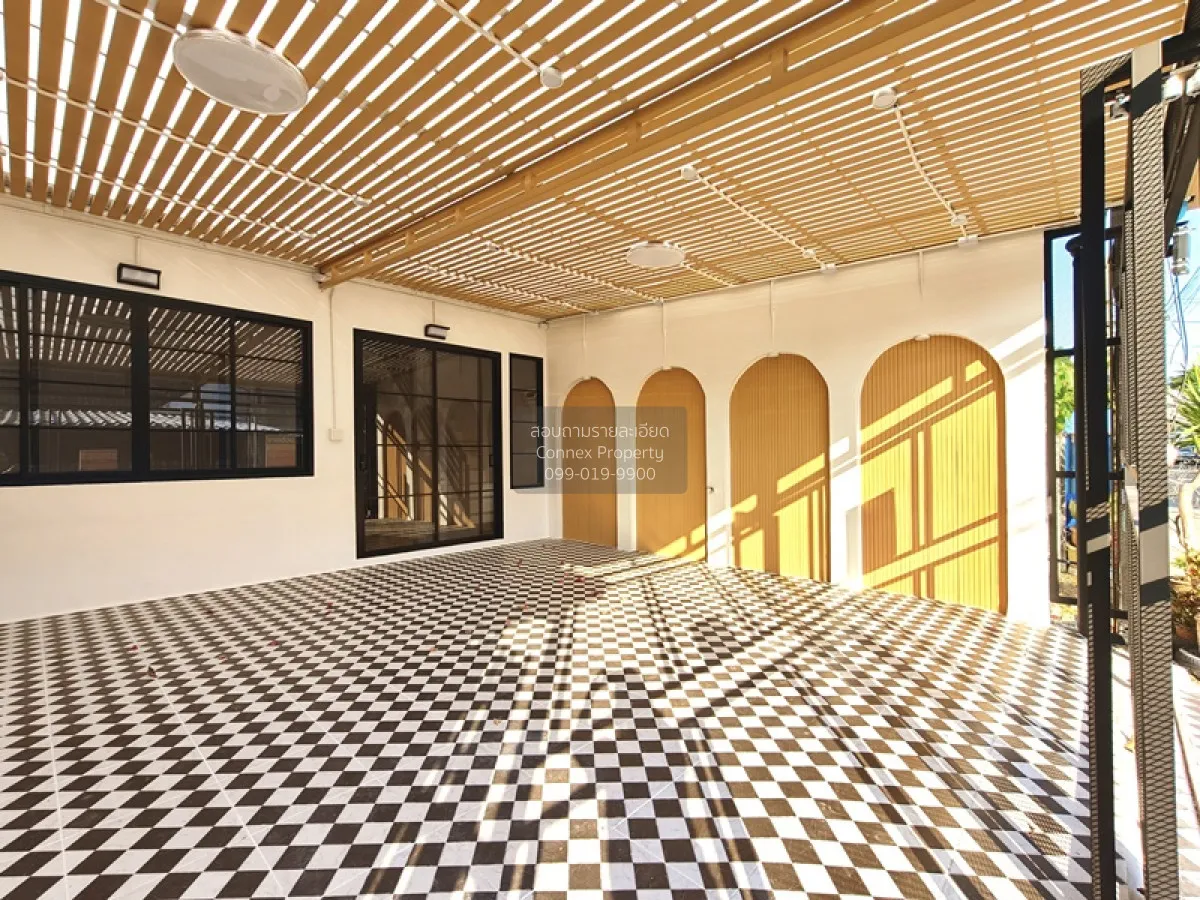 For Sale Townhouse/Townhome  , Tho Rung Soi Nawamin 111 , wide fr