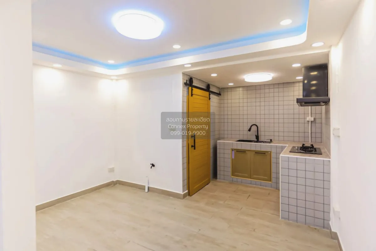 For Sale Townhouse Prasert Manukit 29 , newly renovated , Nawamin